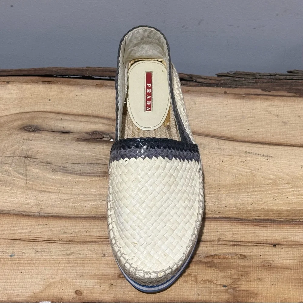 Prada espadrille sz 38.5 Platform flat ~ LEFT SHOE ONLY